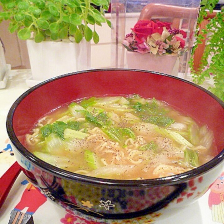 コラーゲン入りセロリラーメン♪